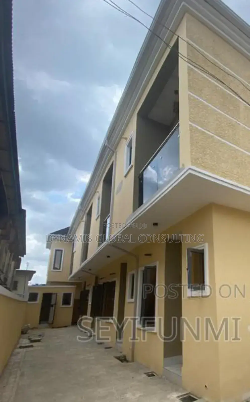 Furnished 2bdrm Townhouse / Terrace in Omole Phase 2 for rent