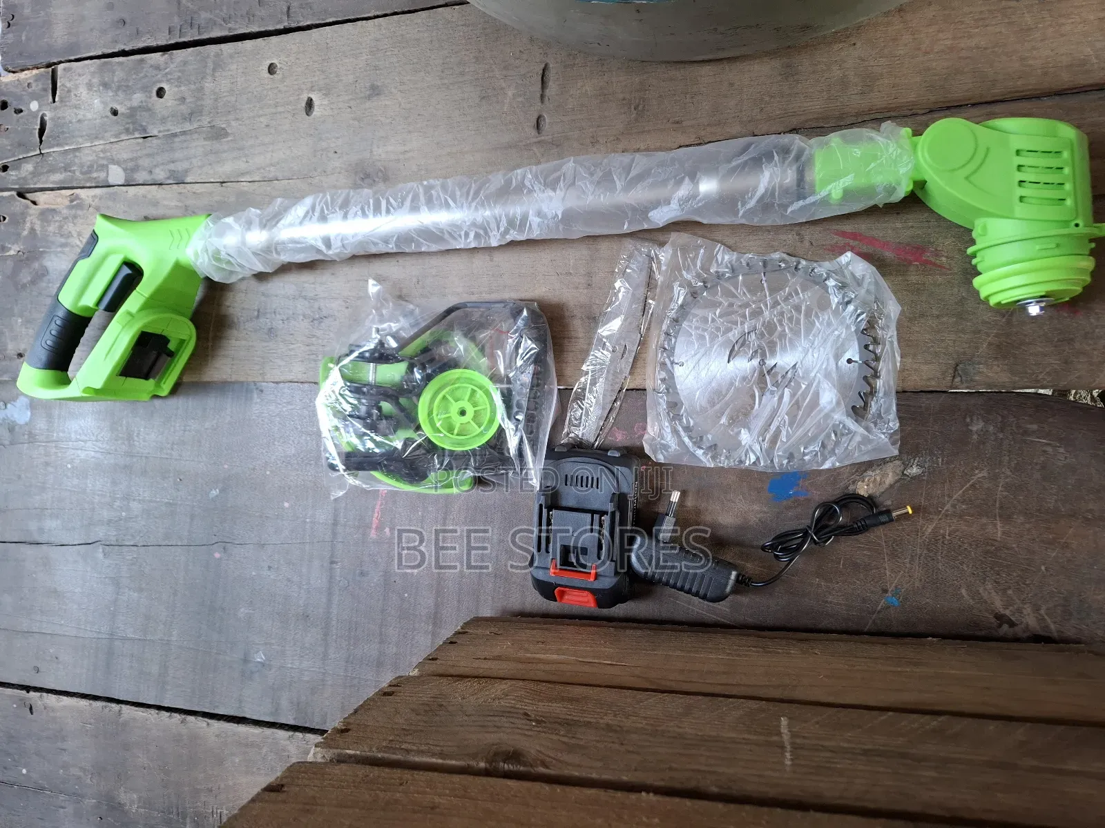 High Quality Rechargeable Grass Mower Cutter With 2 Battery