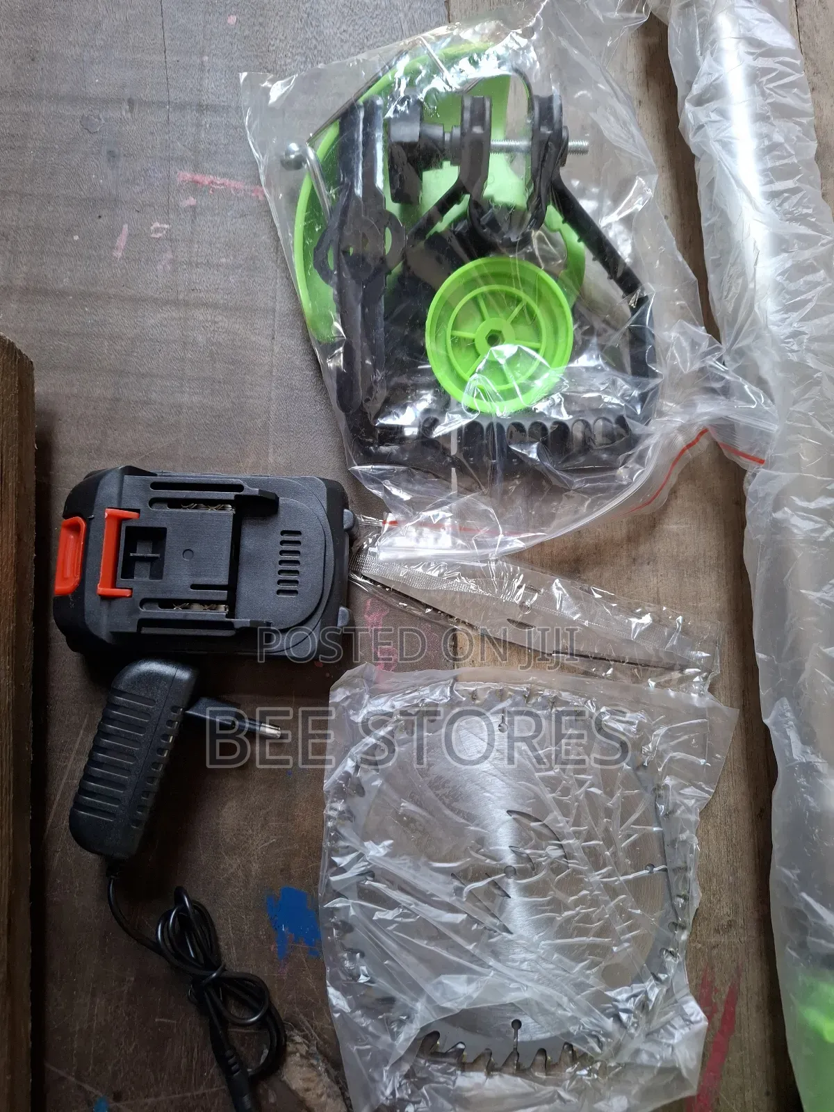 High Quality Rechargeable Grass Mower Cutter With 2 Battery