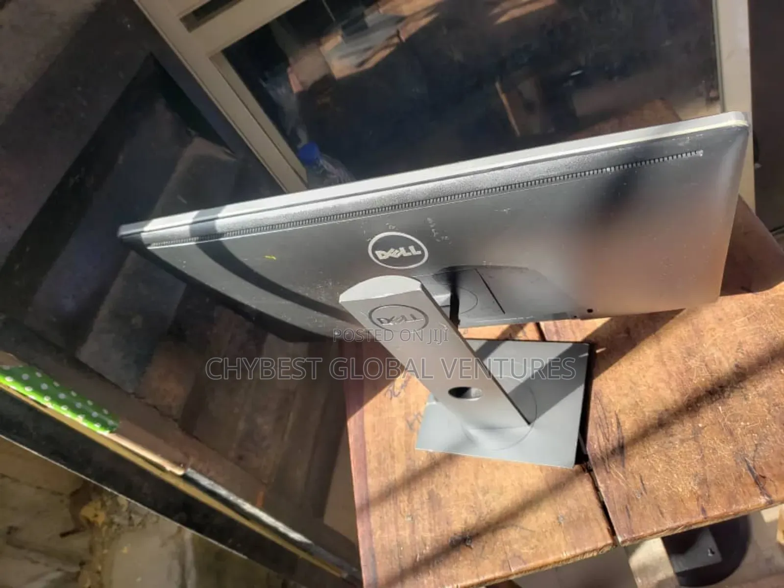 Dell 23 Inches