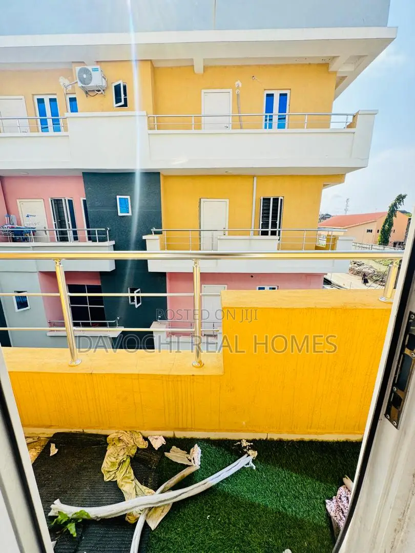 Furnished 3bdrm Apartment in Lekki for rent
