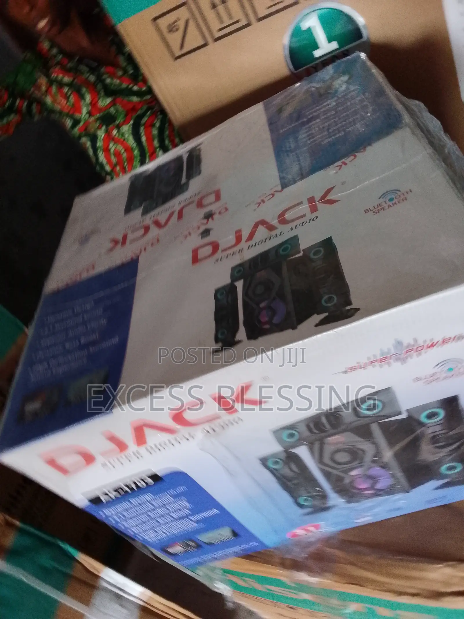 Brand New Blue Tooth Speaker / Dynamic Design Digital Audio