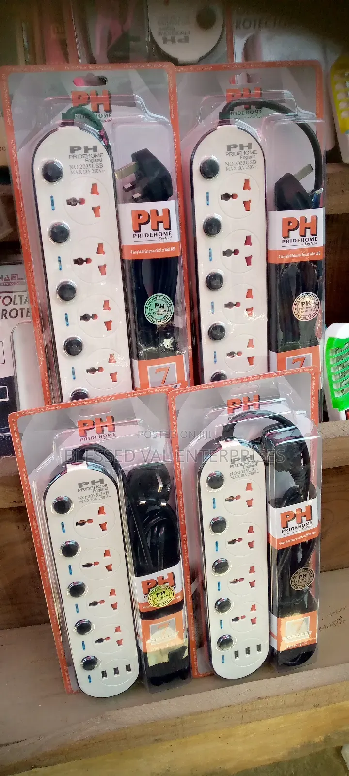 PH 4 Way MUITI Extension Socket With 3 USB