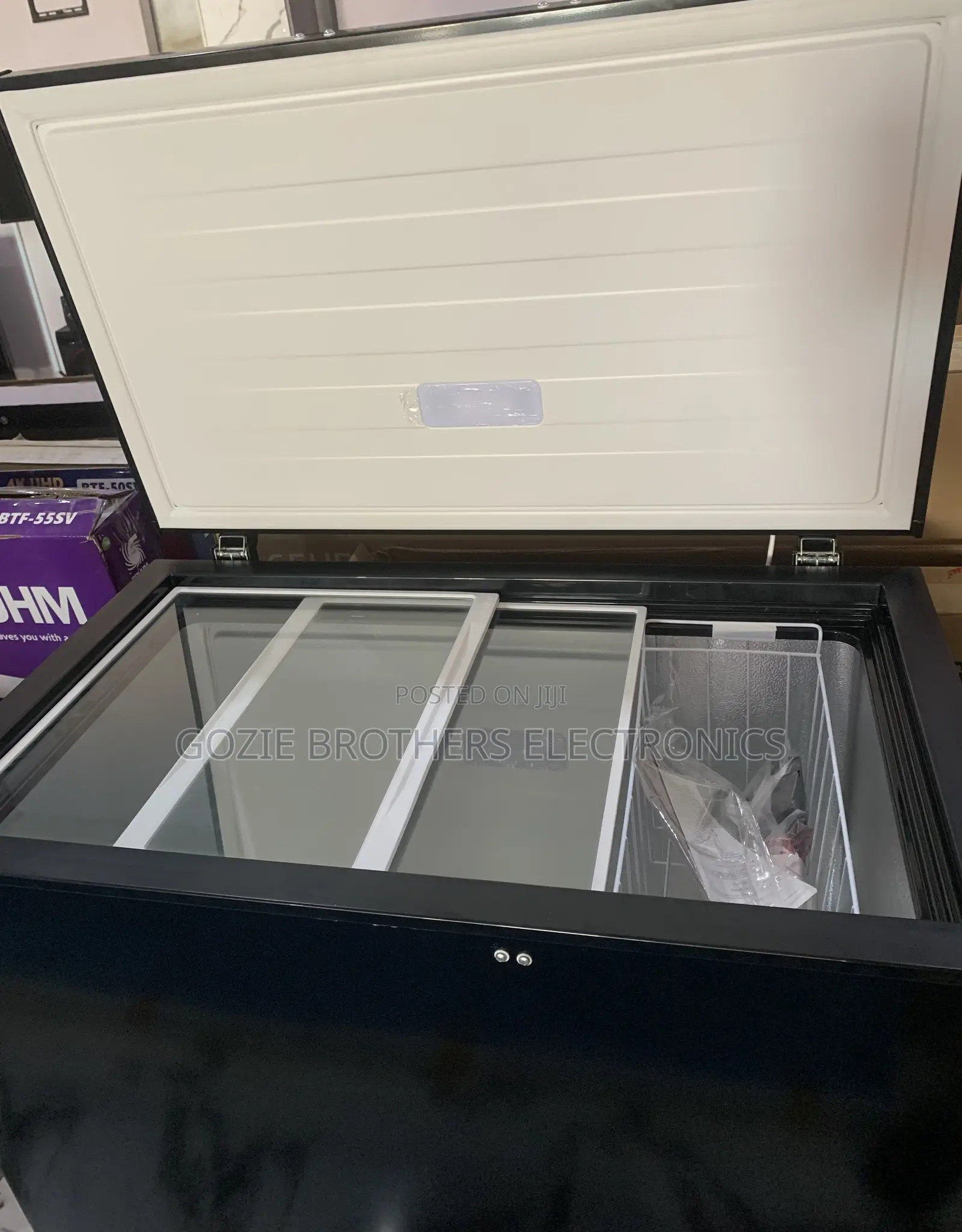 Hisense Chest Freezer With Sliding Glass 189liters ( Black)