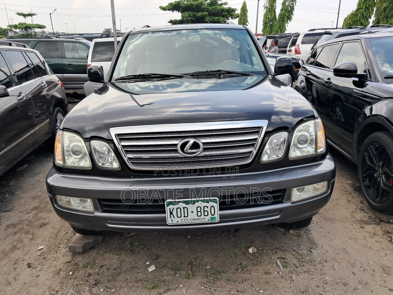 Lexus LX 470 Sport Utility 2004 Black