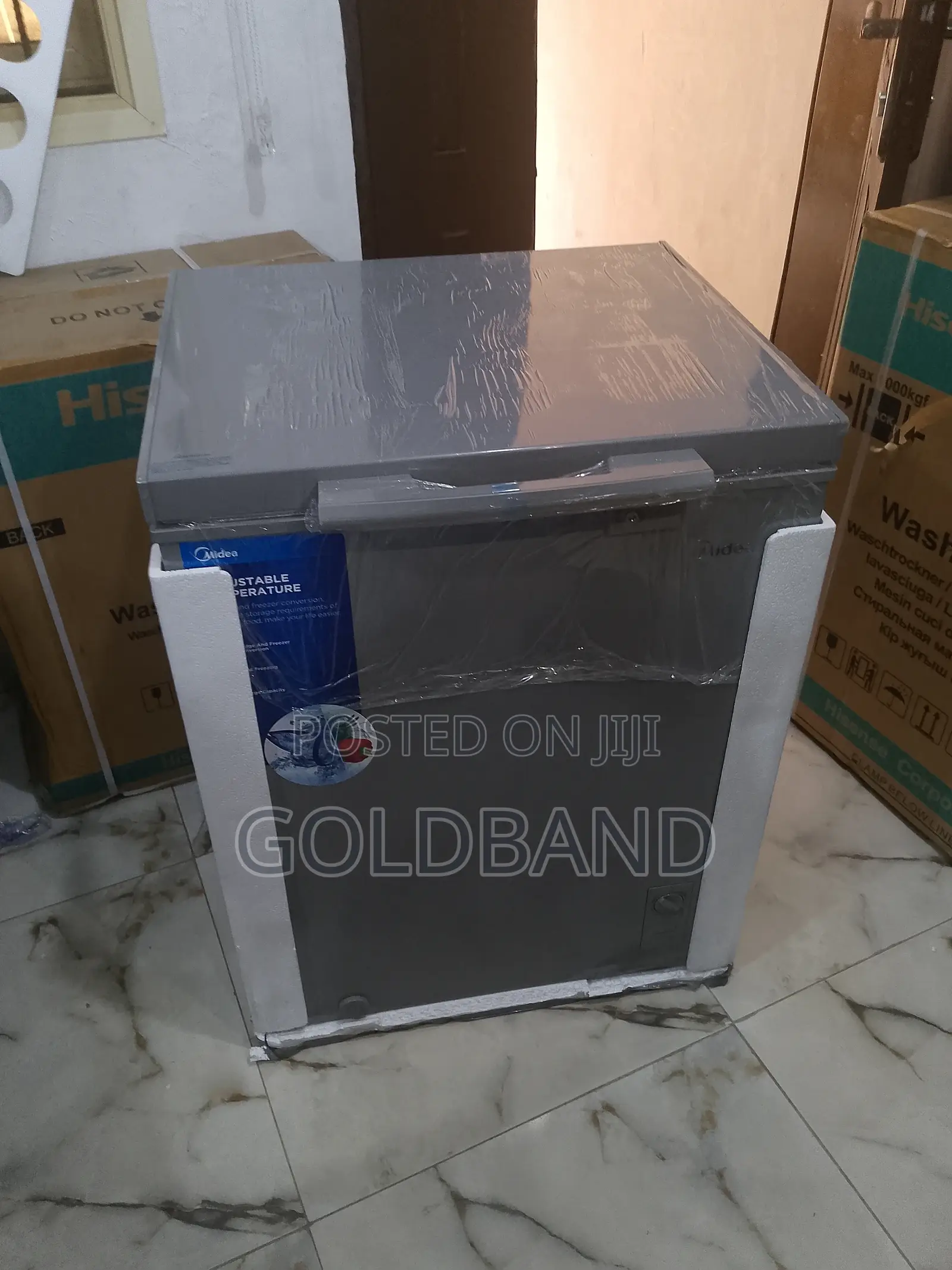 Midea 150L Power Cooling Chest Freezer (Hs-186cn)