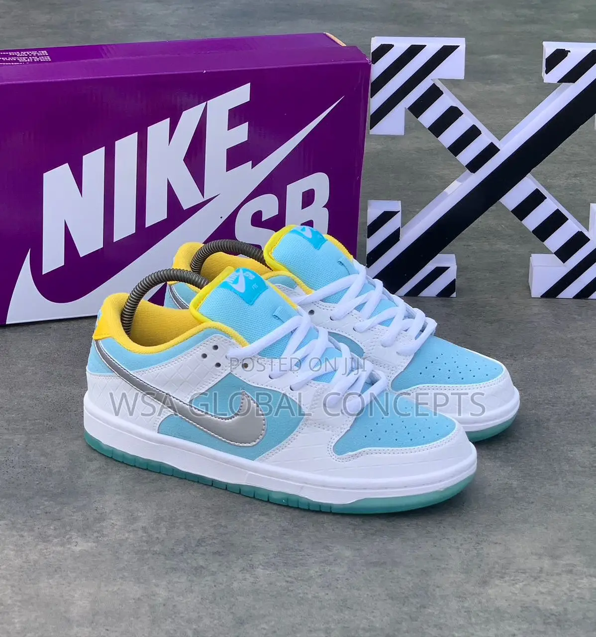 Nike Sb Dunk Low FTC Lagoon Pulse Sneakers