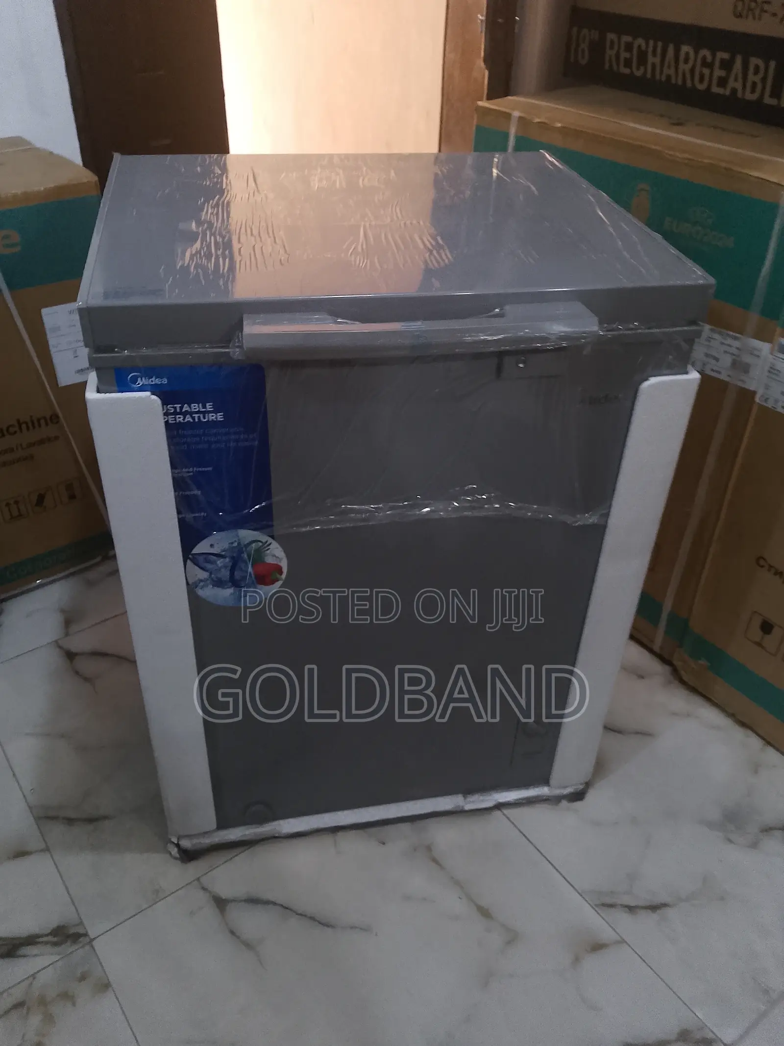Midea 150L Super Power Chest Freezer (Hs-186cn)