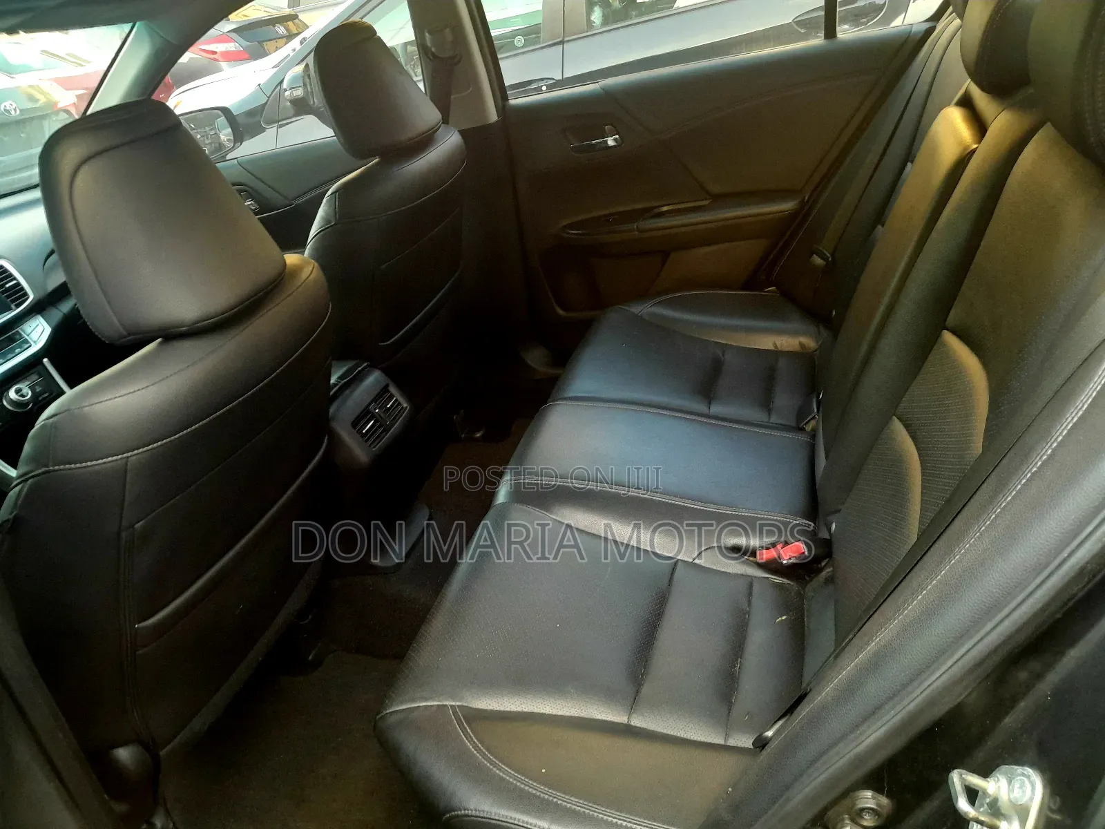 Honda Accord Touring V-6 4dr Sedan (3.5L 6cyl 6A) 2015 Black