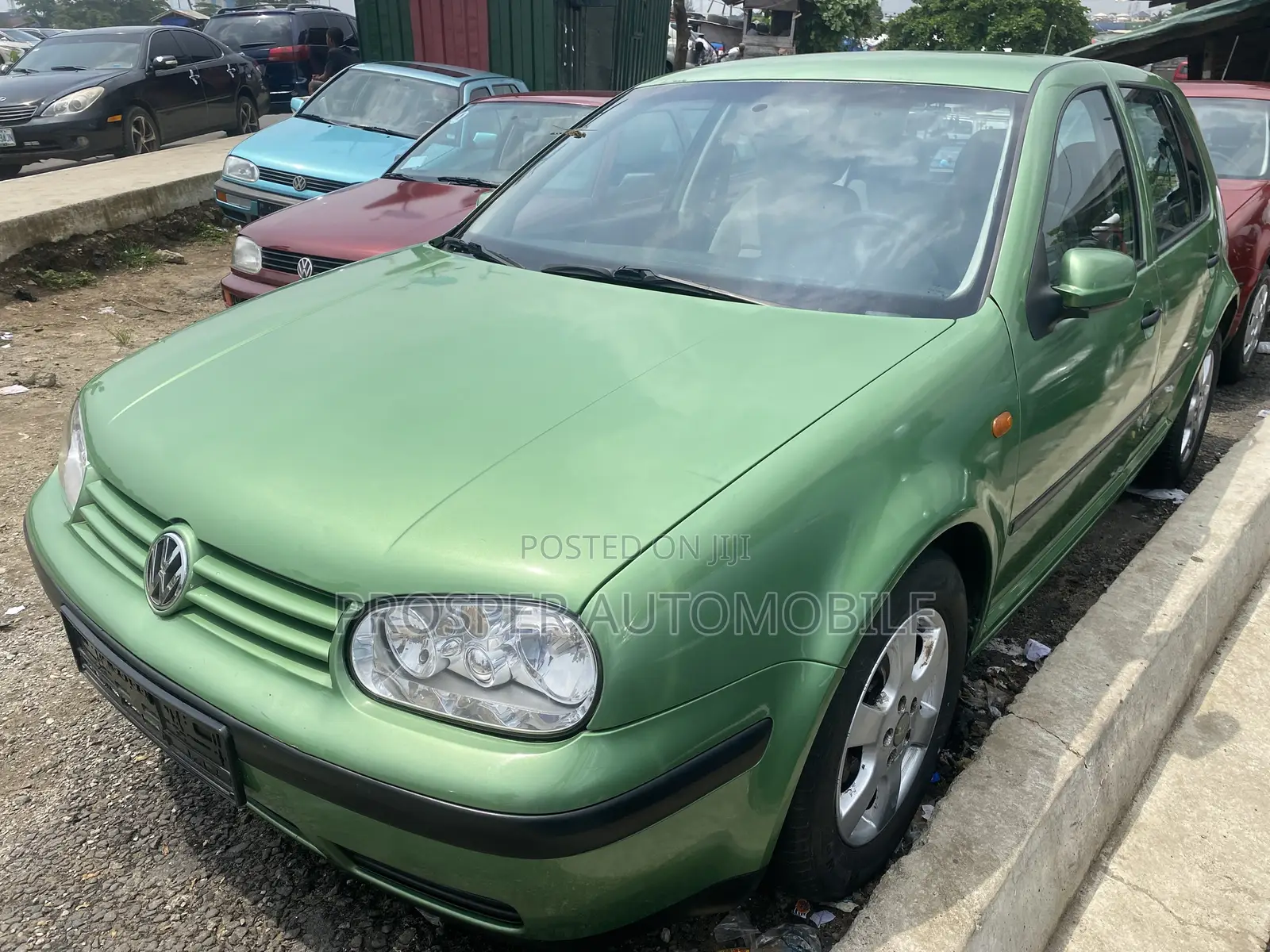 Volkswagen Golf 2004 Green