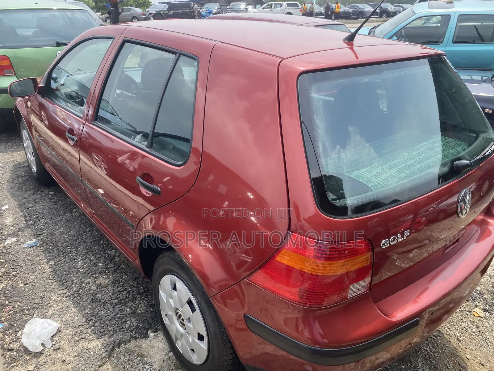 Volkswagen Golf 2004 Red