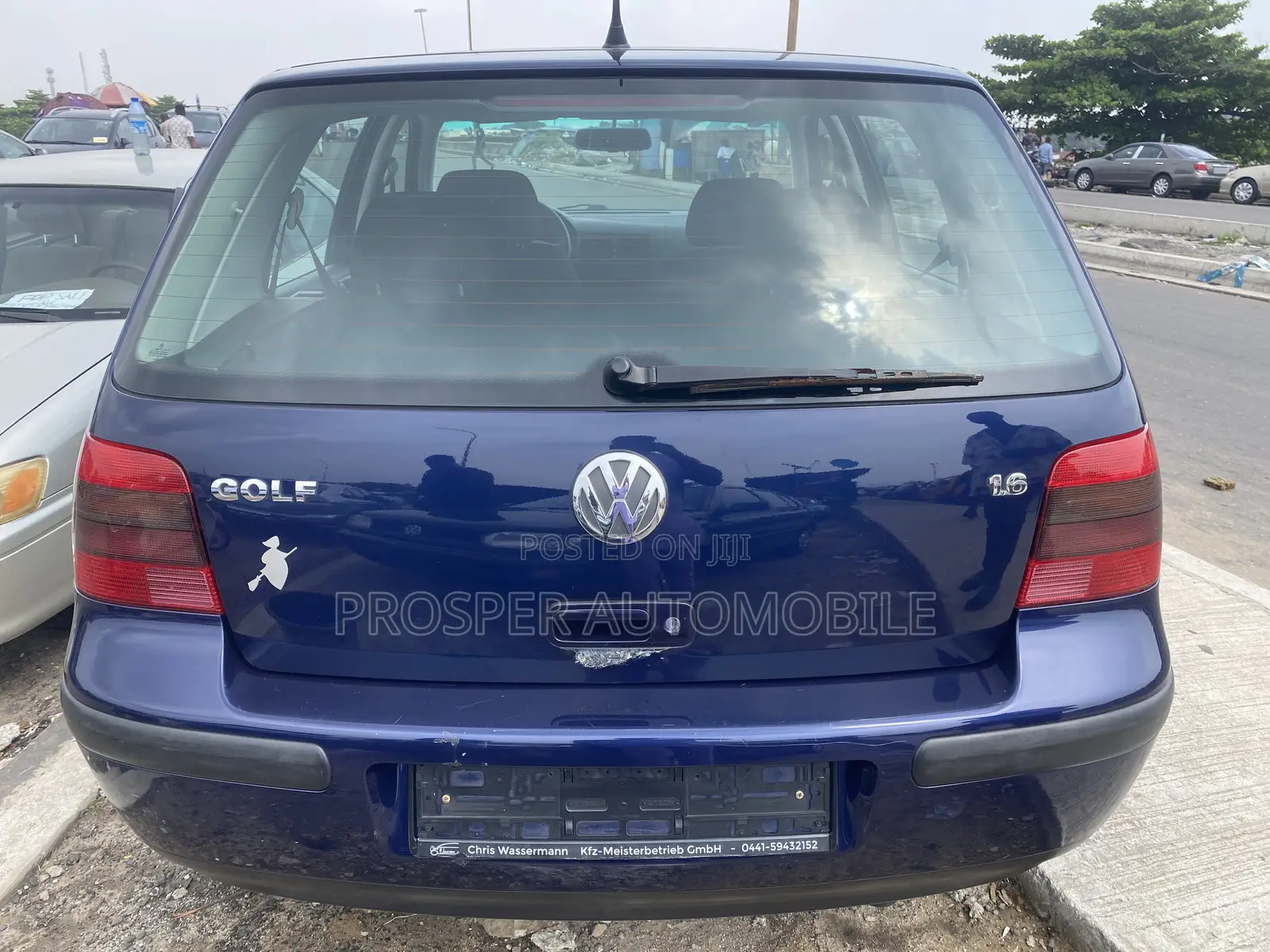 Volkswagen Golf 2004 Blue
