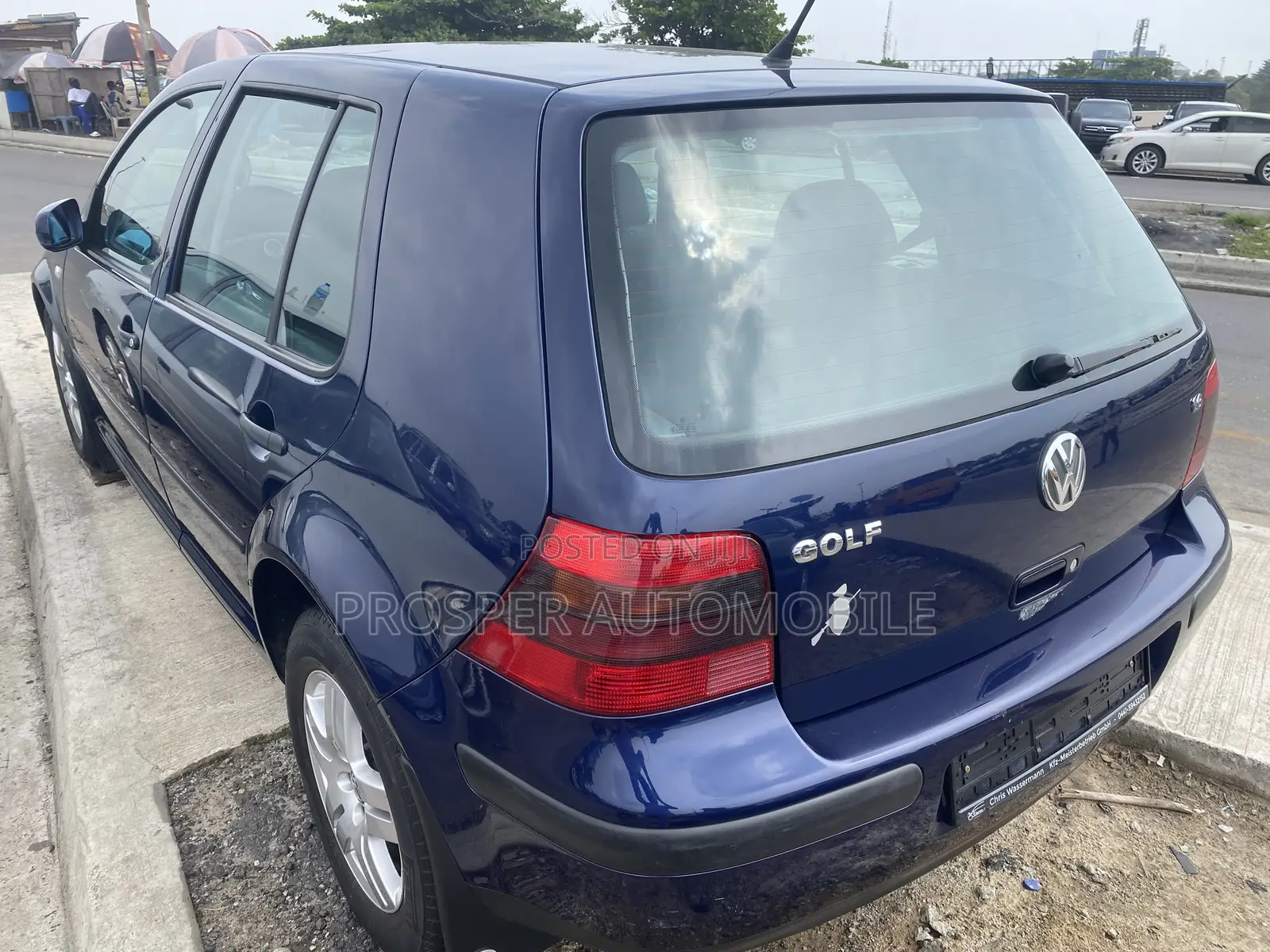 Volkswagen Golf 2004 Blue