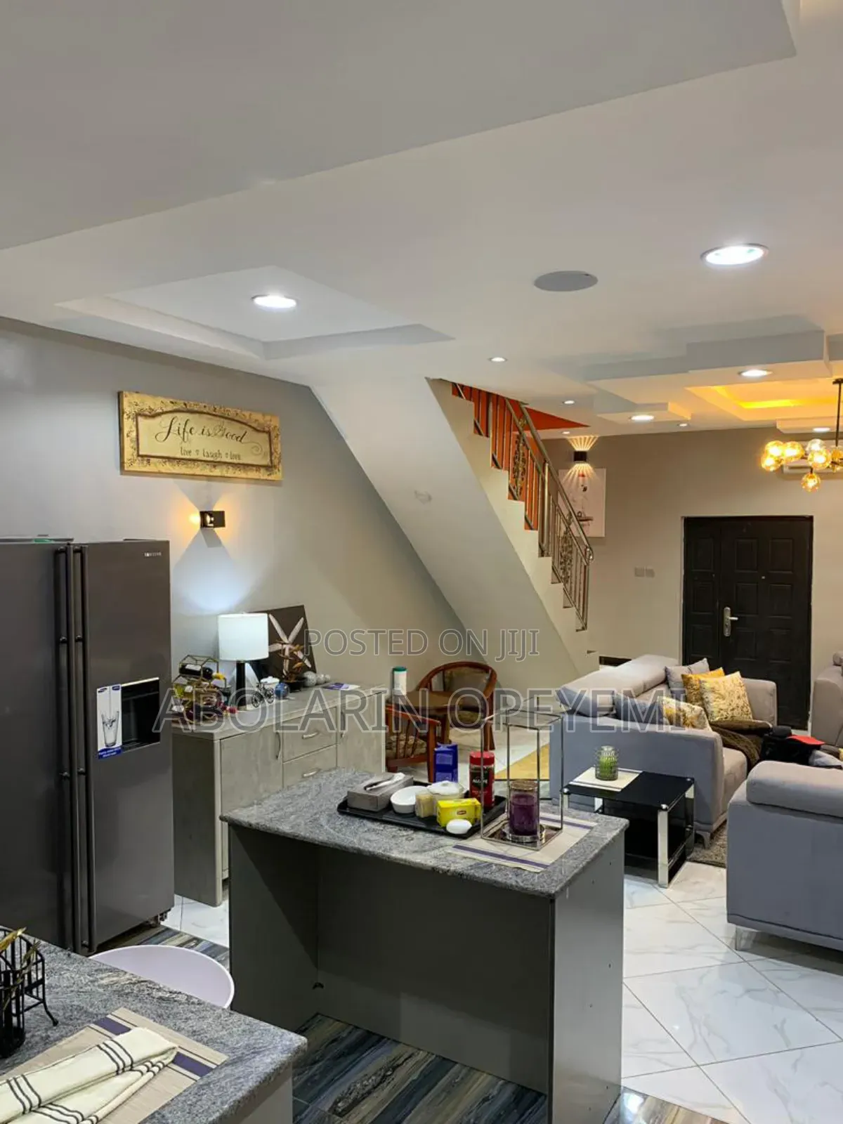 Service Apartment