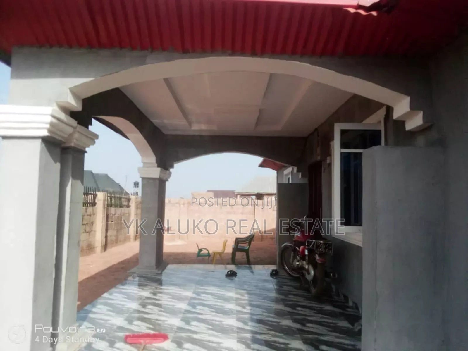 4bdrm Bungalow in Water View Estate for sale