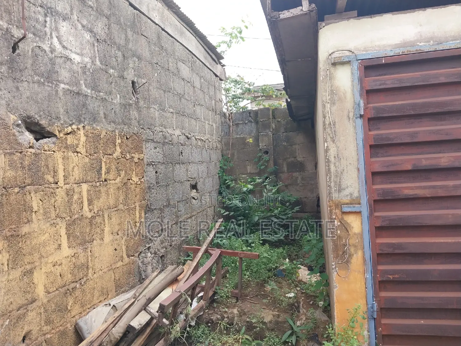 30ft by 90ft in an Estate by Governors Rd Ikotun