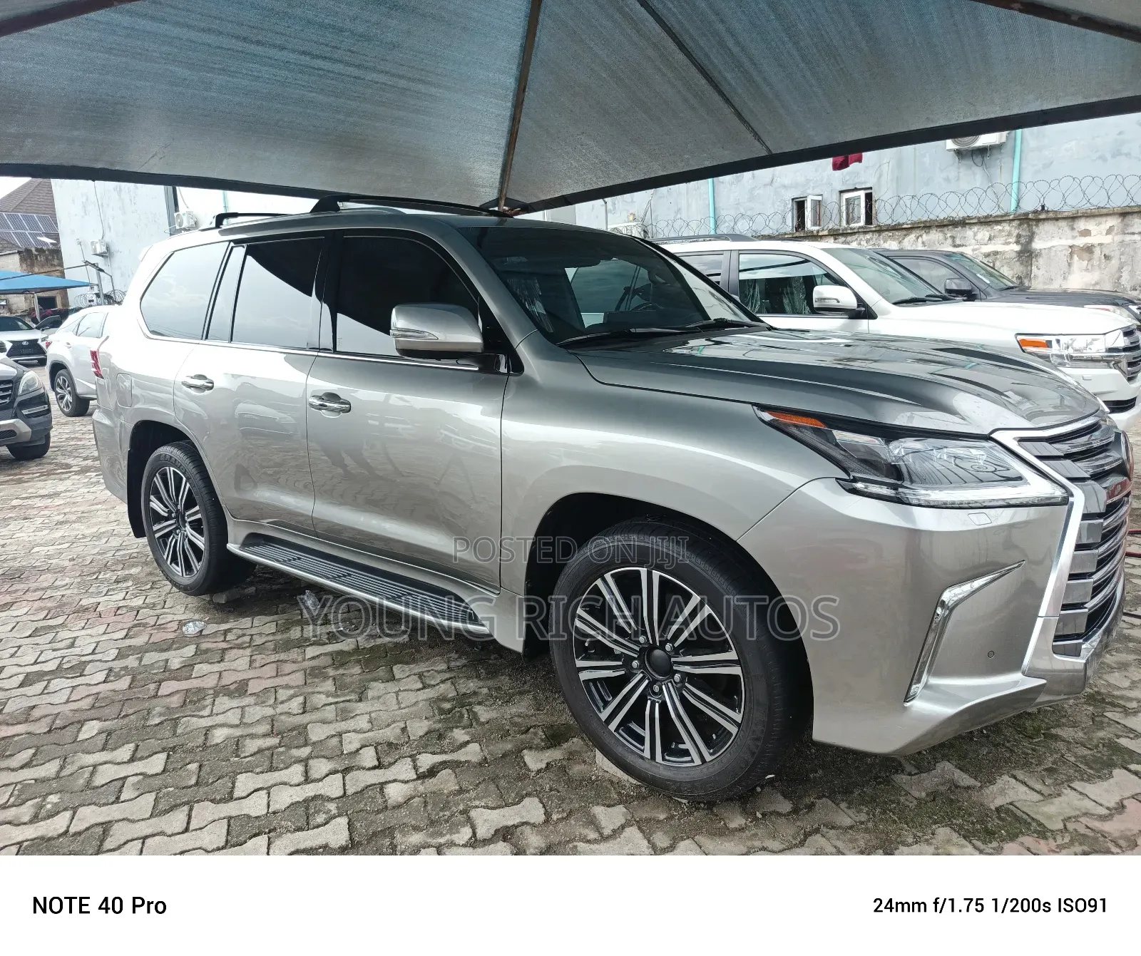 Lexus LX 2018 Gray