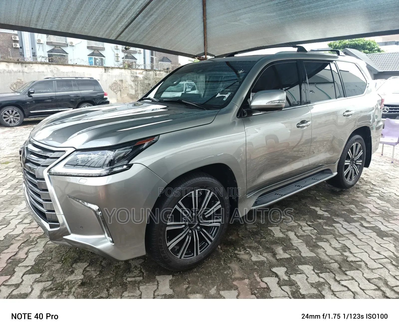 Lexus LX 2018 Gray