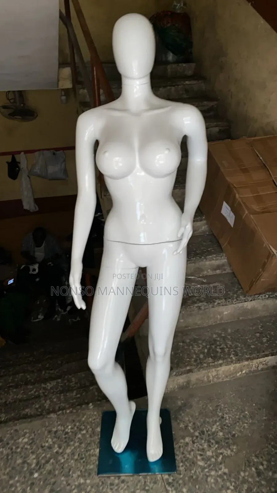 Whitefemale Size 12 Glossy Mannequin