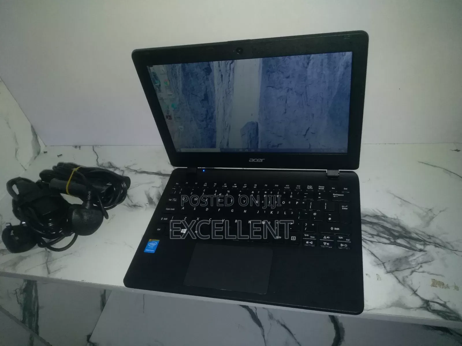 Laptop Acer TravelMate B113 4GB Intel Celeron HDD 320GB