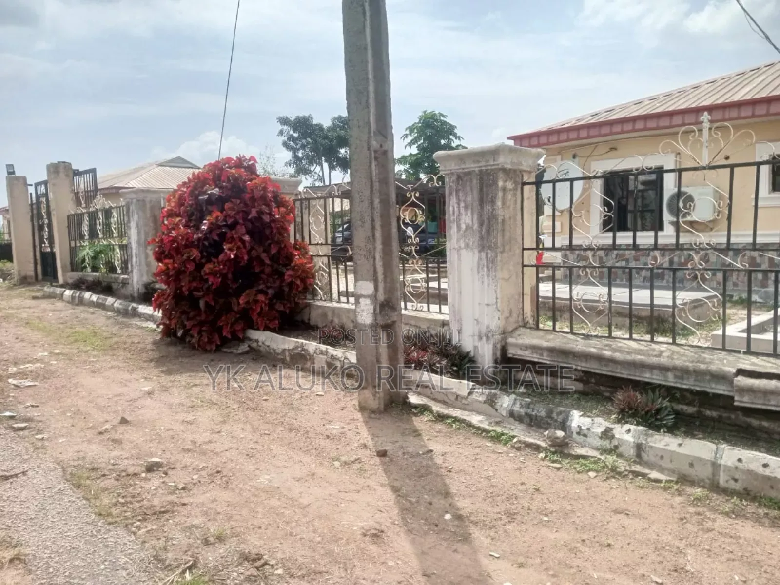 4bdrm Bungalow in Kamabioye Estate, Asa for sale
