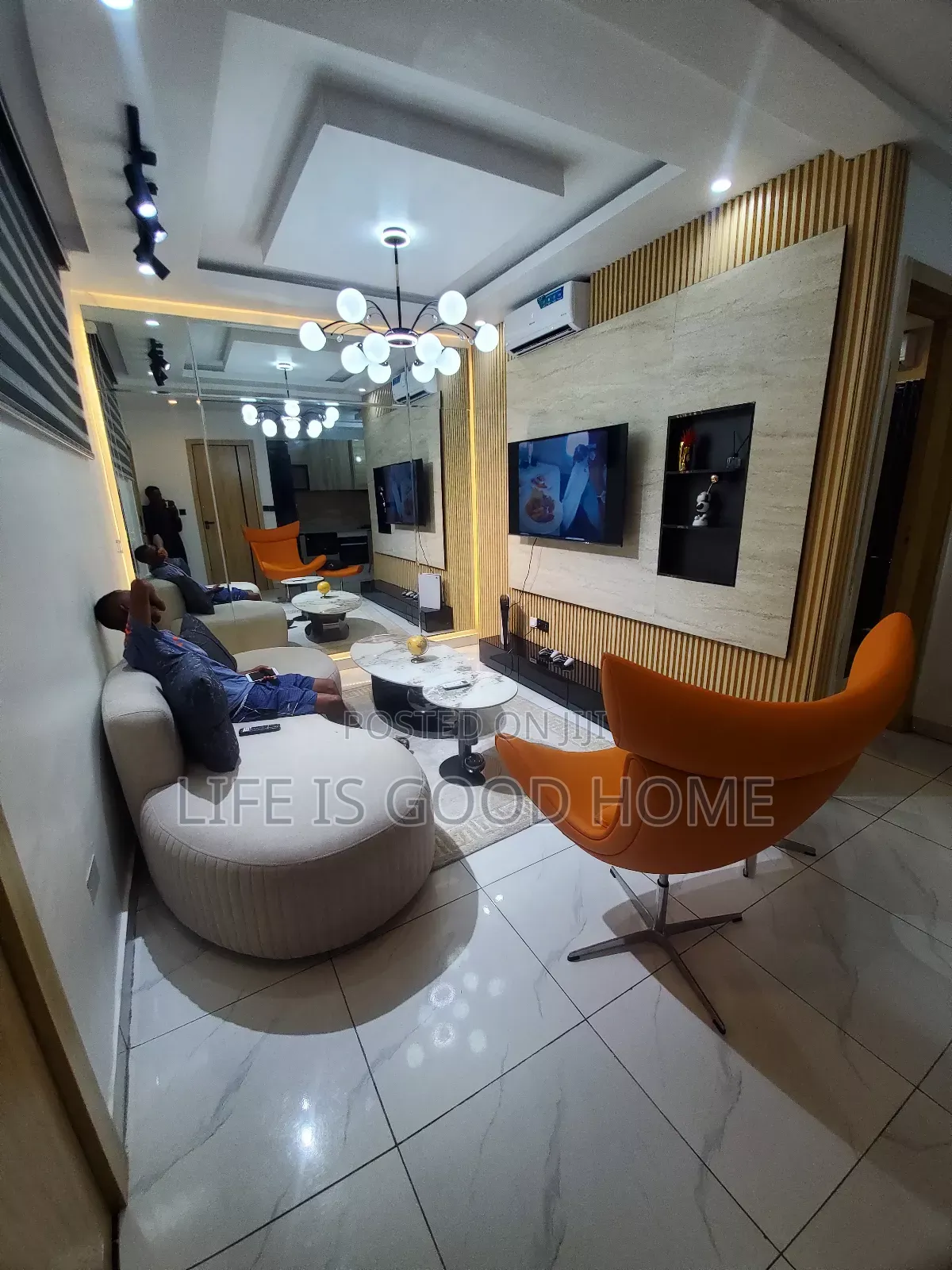 1bed Flat in Lekki