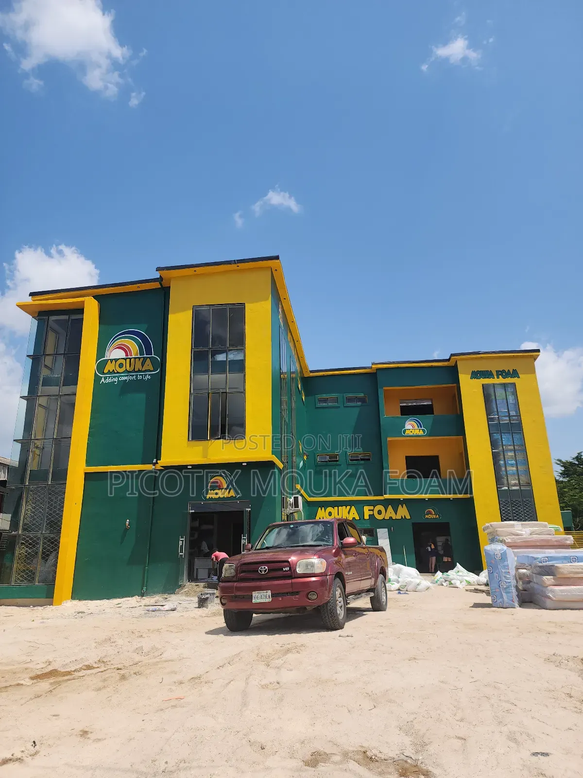 Mouka Plaza PHC