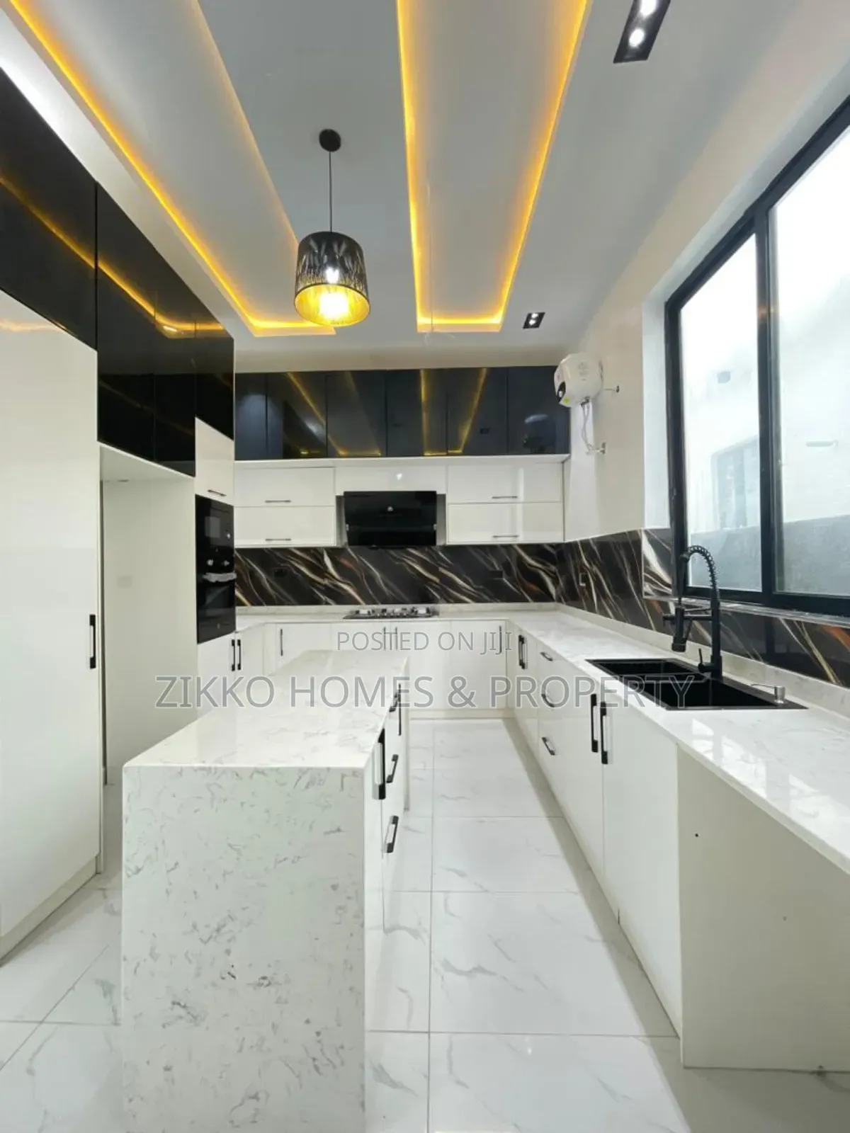5bdrm Duplex in Ajah for sale