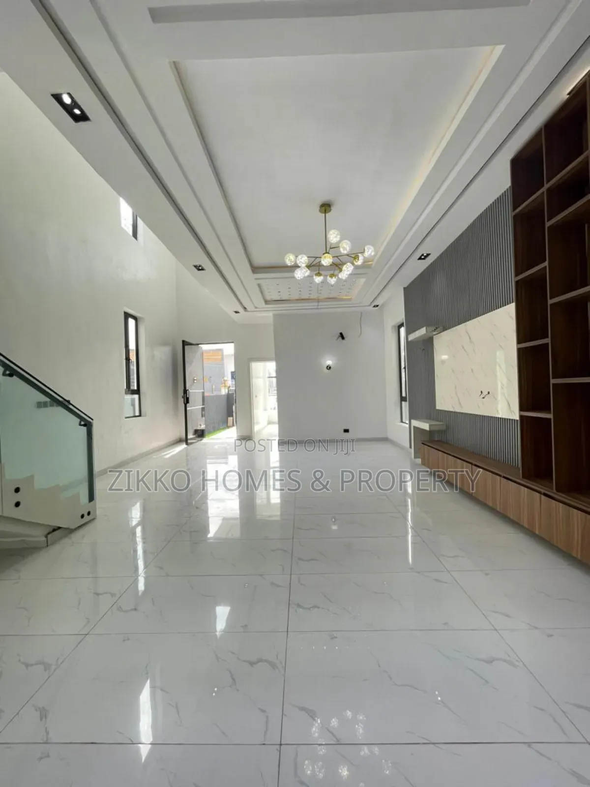 5bdrm Duplex in Ajah for sale