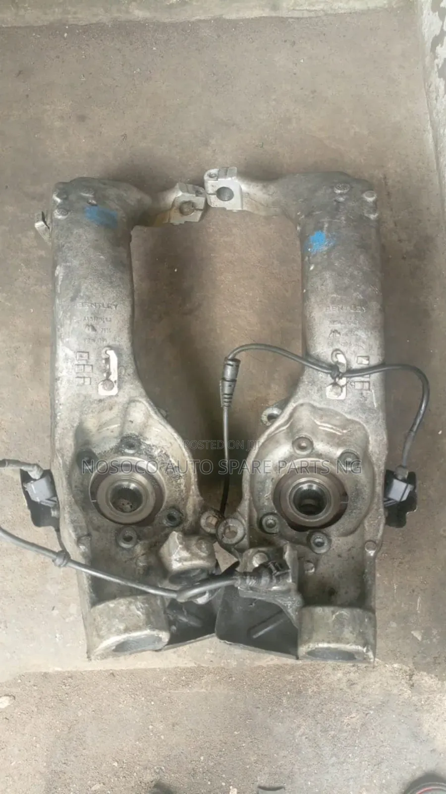 Bentley Bentayga Front Hub