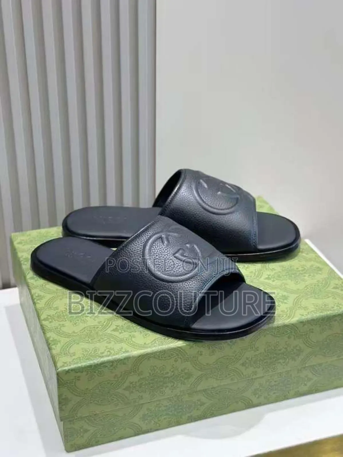 Original Gucci Sandals Available in Store
