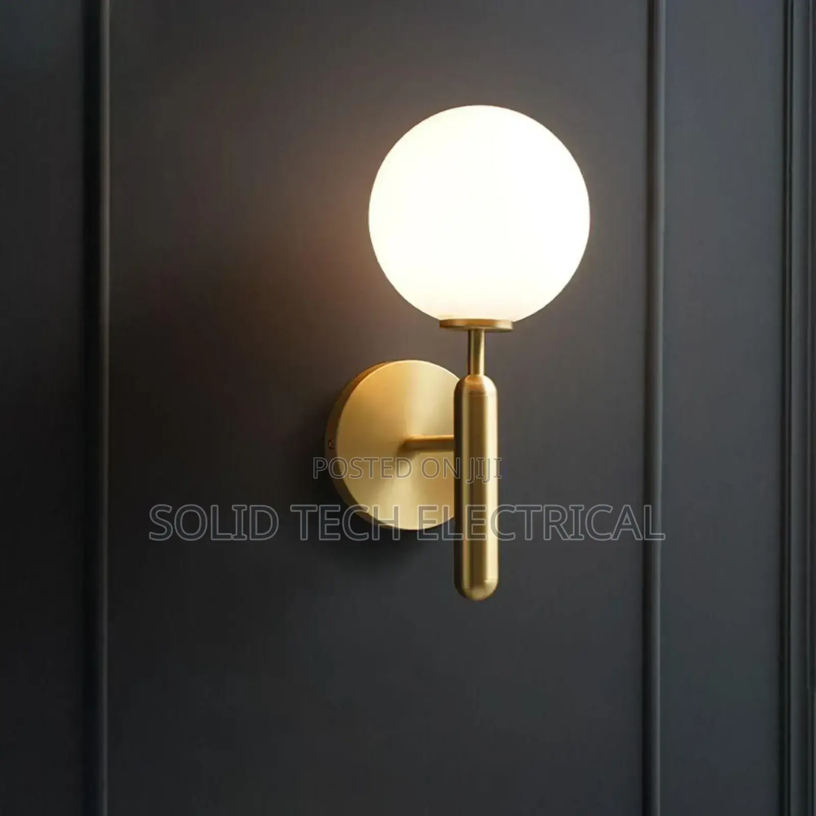 Luxury Wall Lamp Gold Body Cast