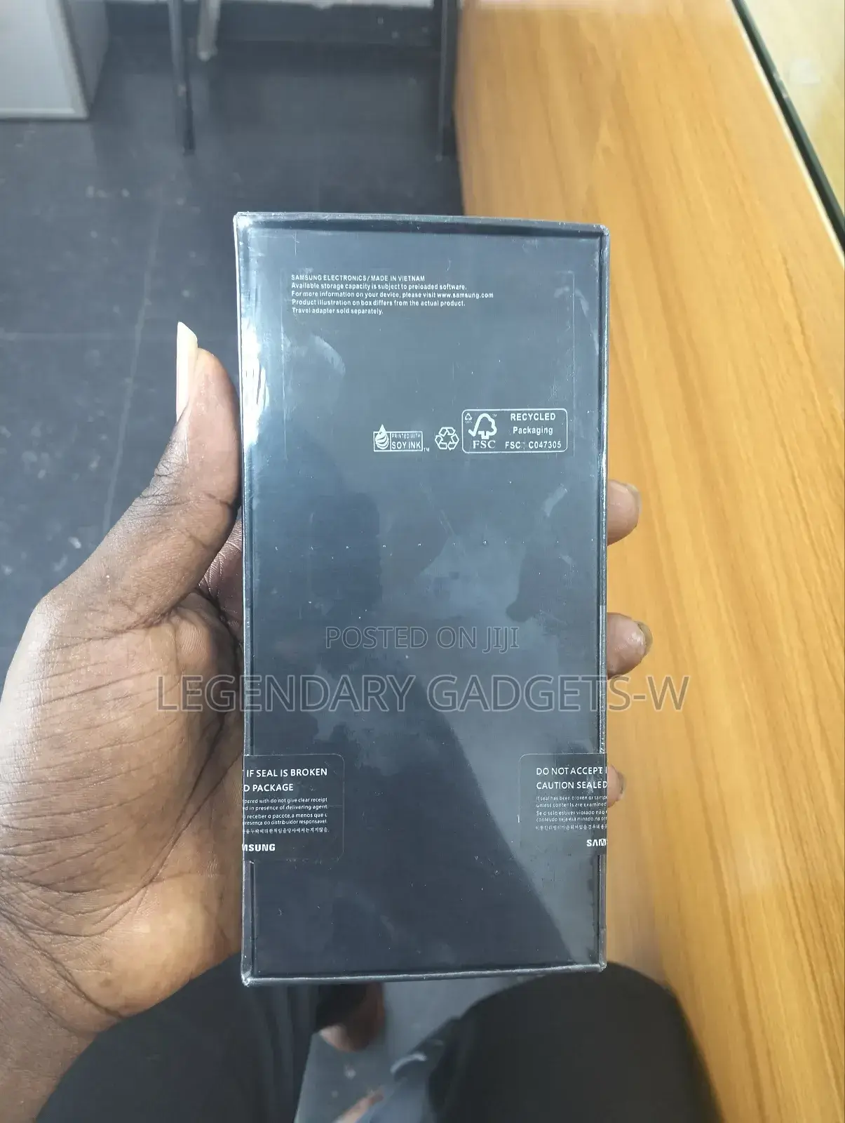 New Samsung Galaxy Z Flip4 256 GB