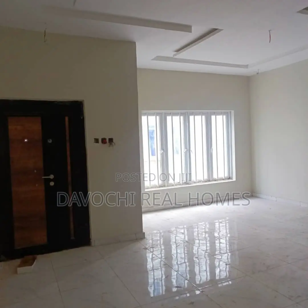 Furnished 3bdrm Apartment in Ikate for rent
