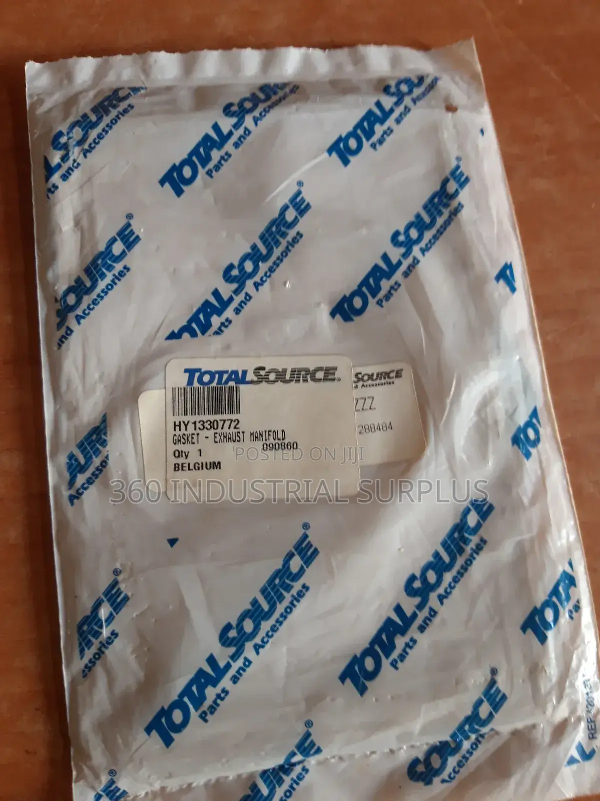 Genuine HYSTER Gasket Exhaust HY1330772