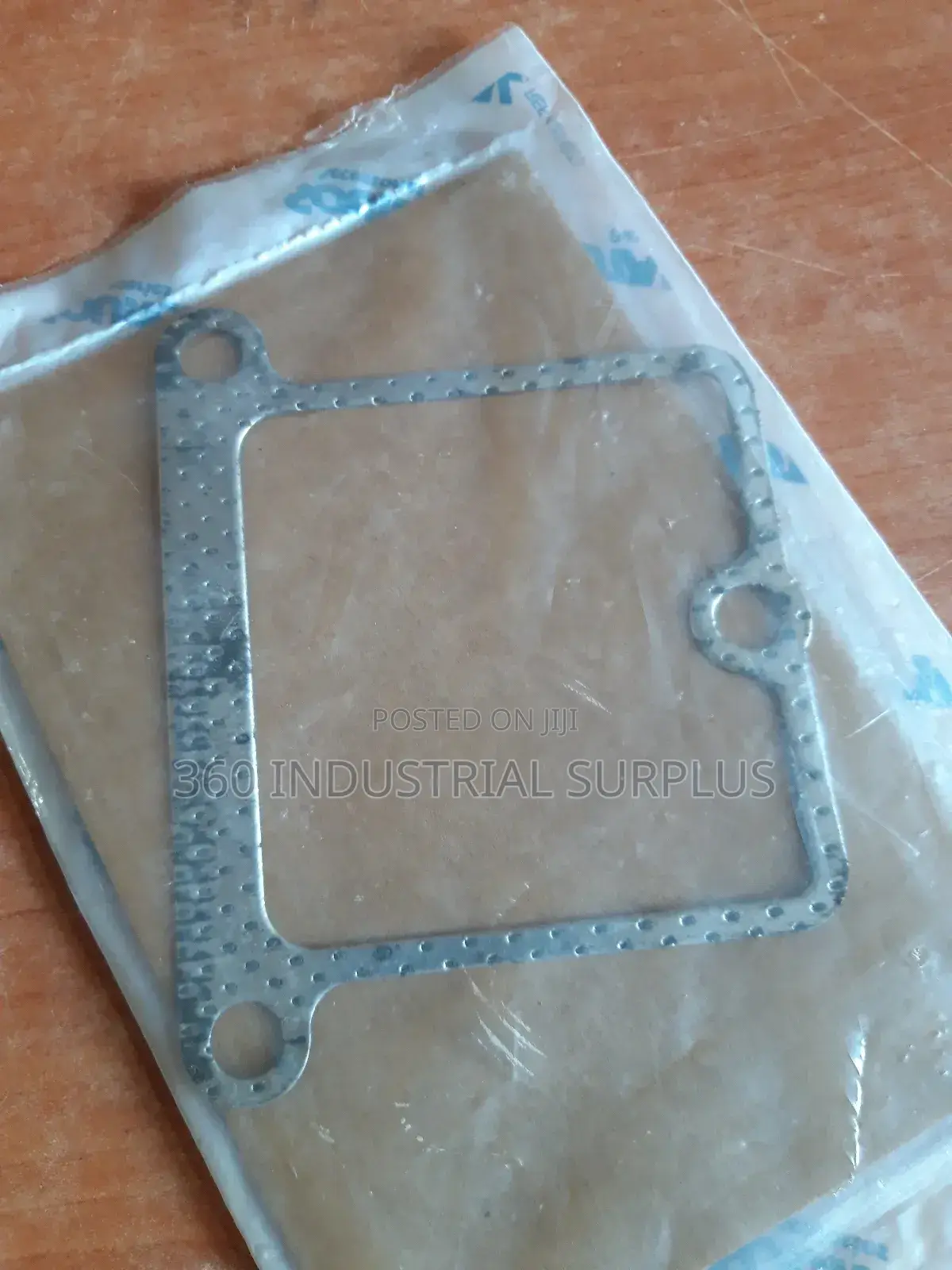 Genuine HYSTER Gasket Exhaust HY1330772