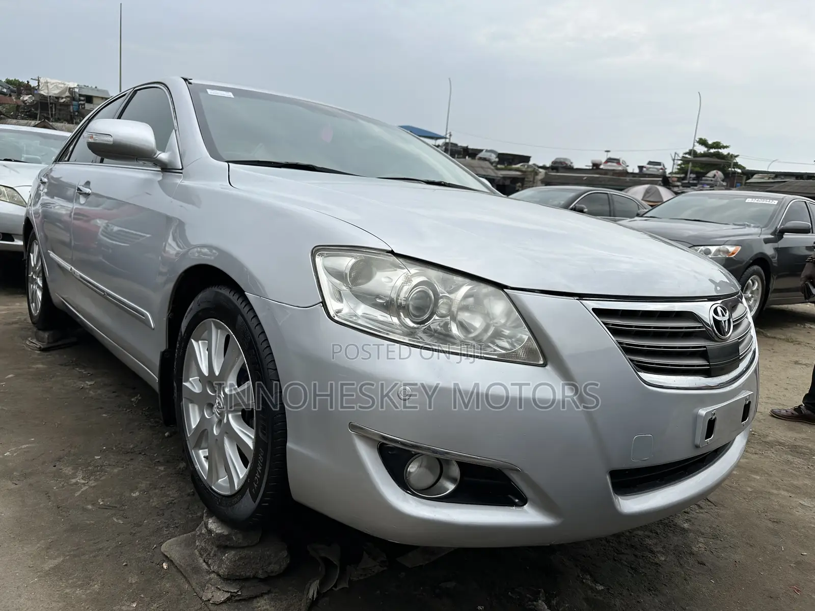 Toyota Camry 2010 Silver