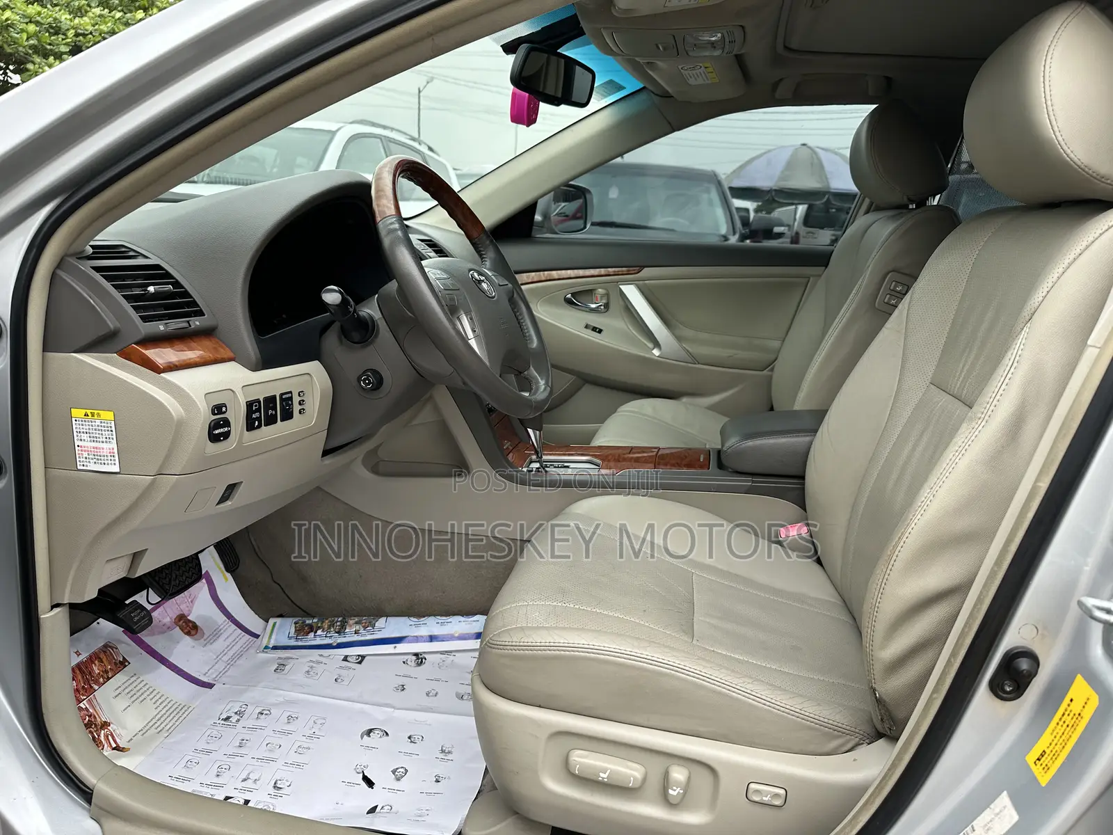 Toyota Camry 2010 Silver