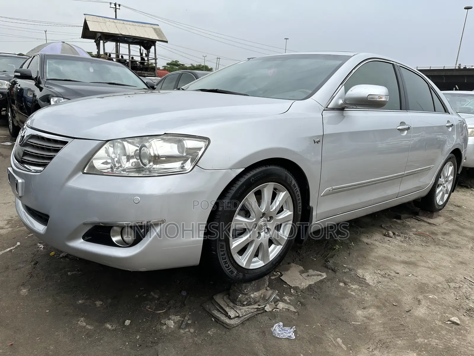 Toyota Camry 2010 Silver