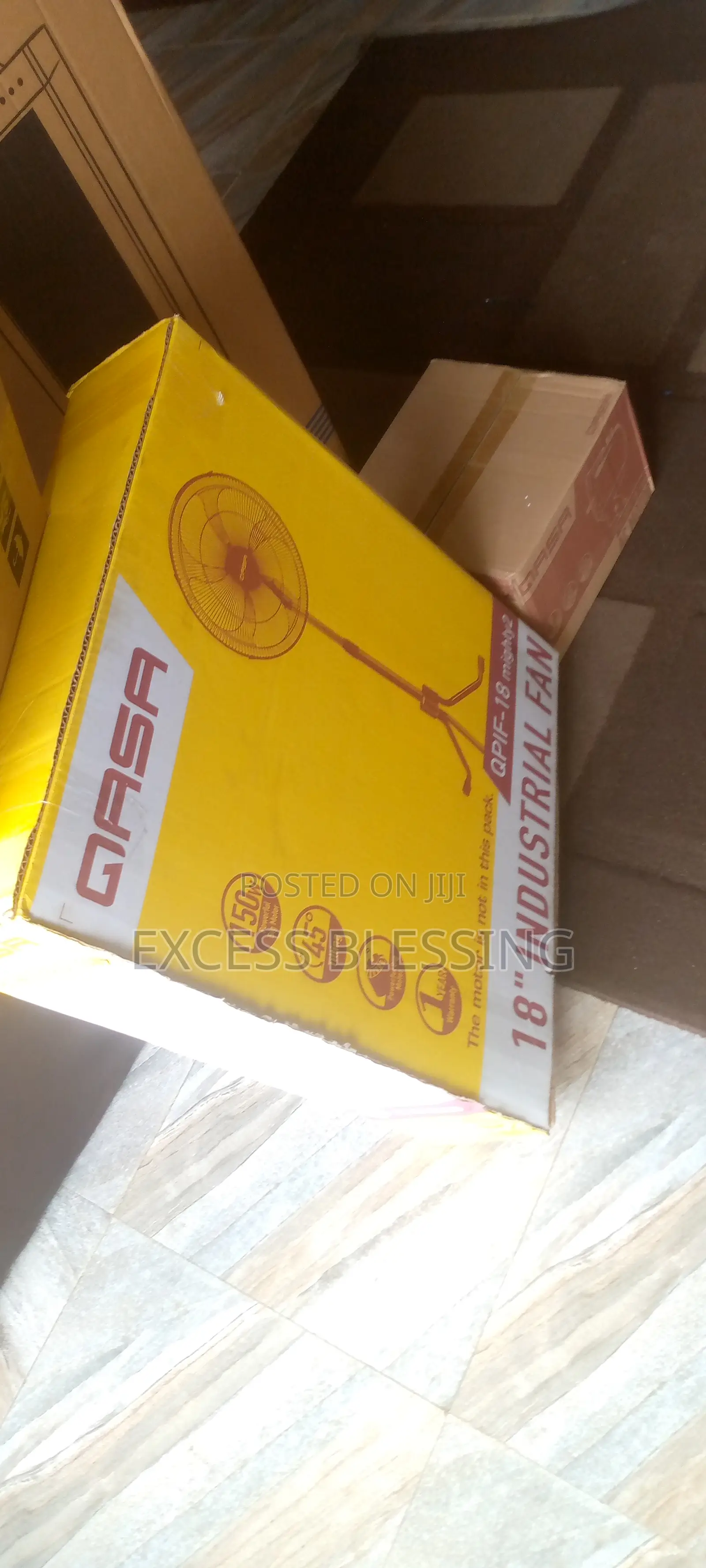 Supper Qasa QPLF-18 Mighty 2 Rechargeable Fan
