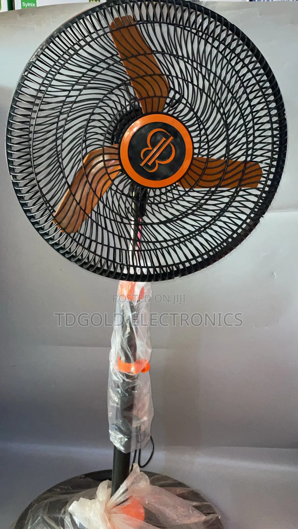 BB Pro 18-Inch Standing Fan –