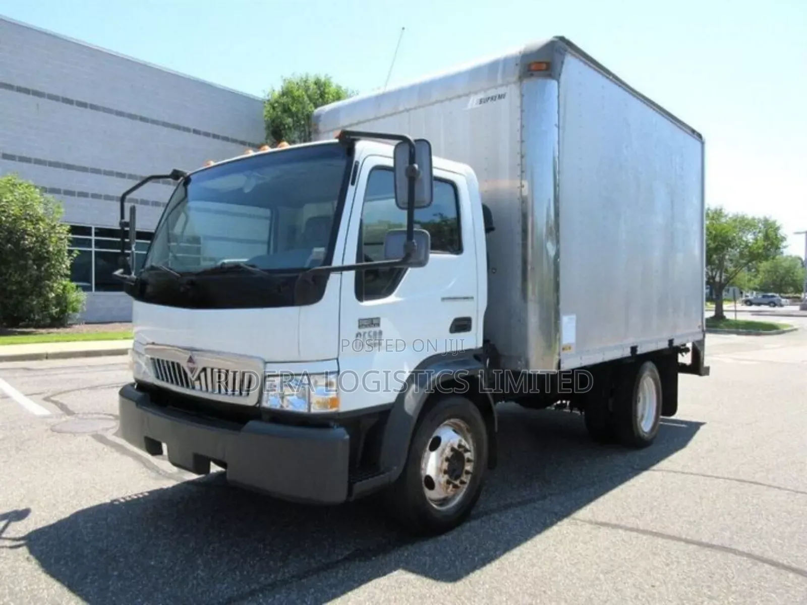 Moving Truck in Sangotedo