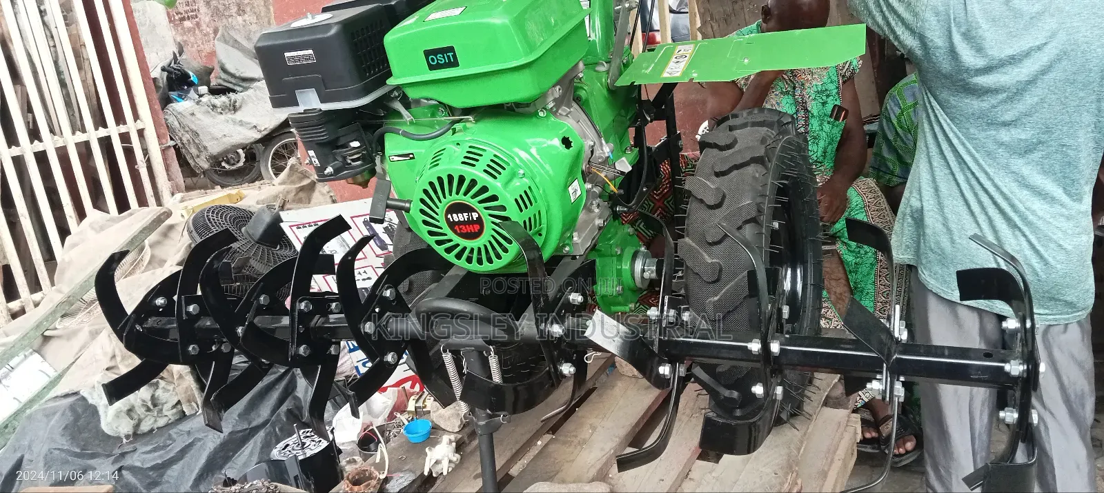 Petroleum Handle Power Tiller Machine
