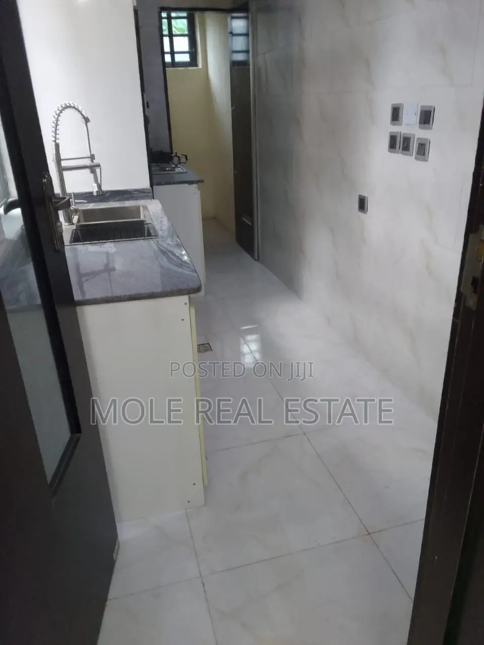 2bdrm Block of Flats in Achara Lay-Out Enugu for sale