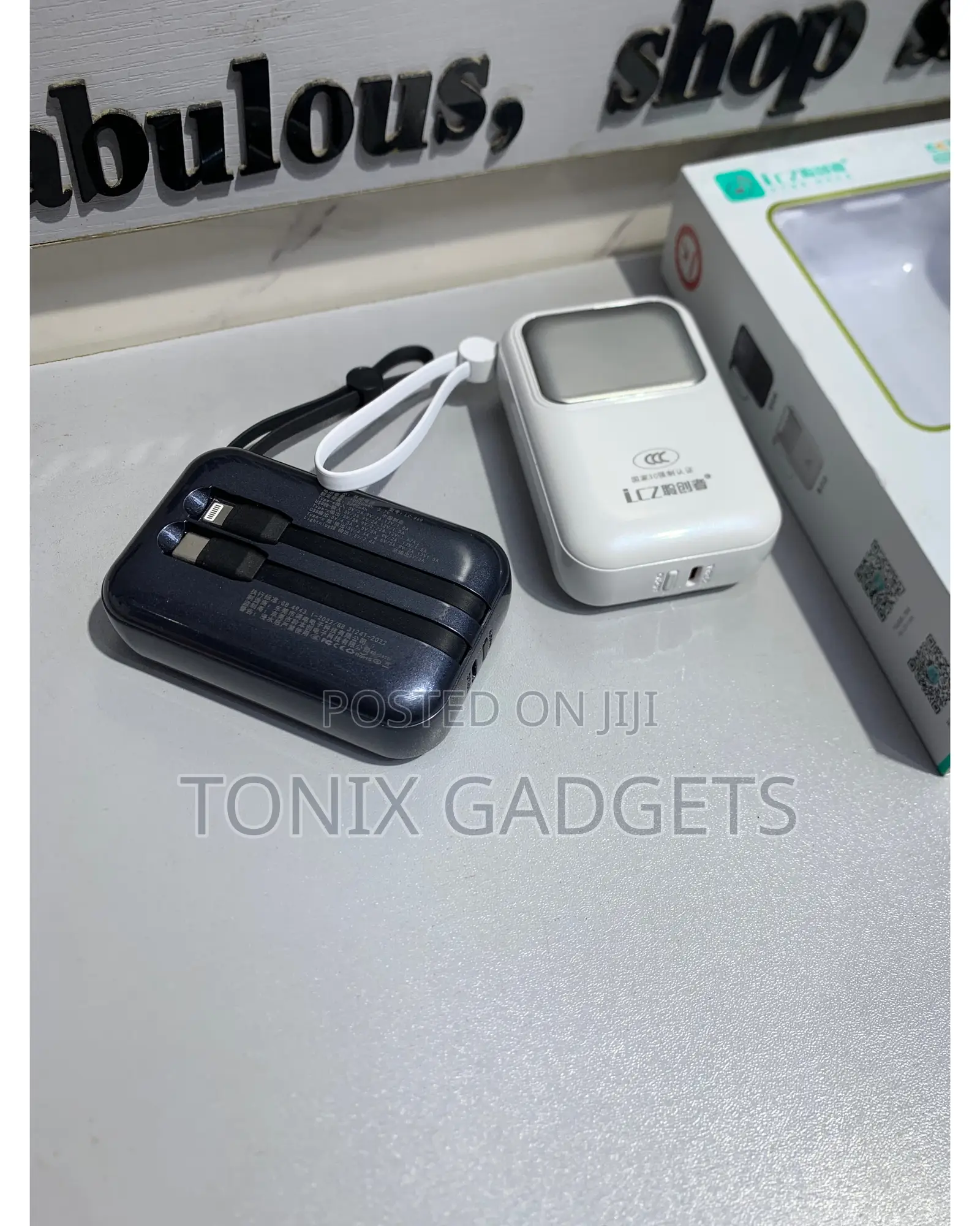10,000mah Super Fast Power Bank LC-869 With Cables
