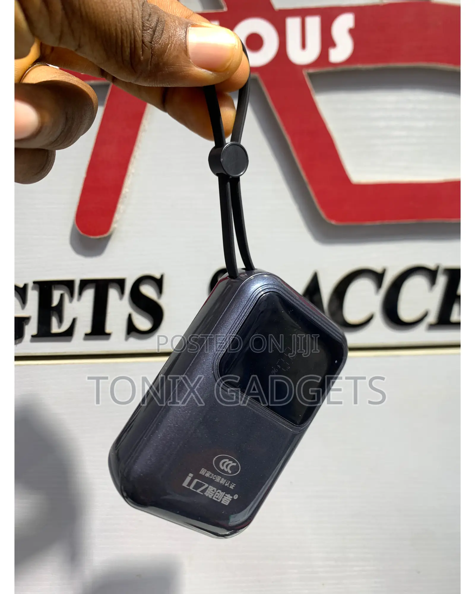 10,000mah Super Fast Power Bank LC-869 With Cables
