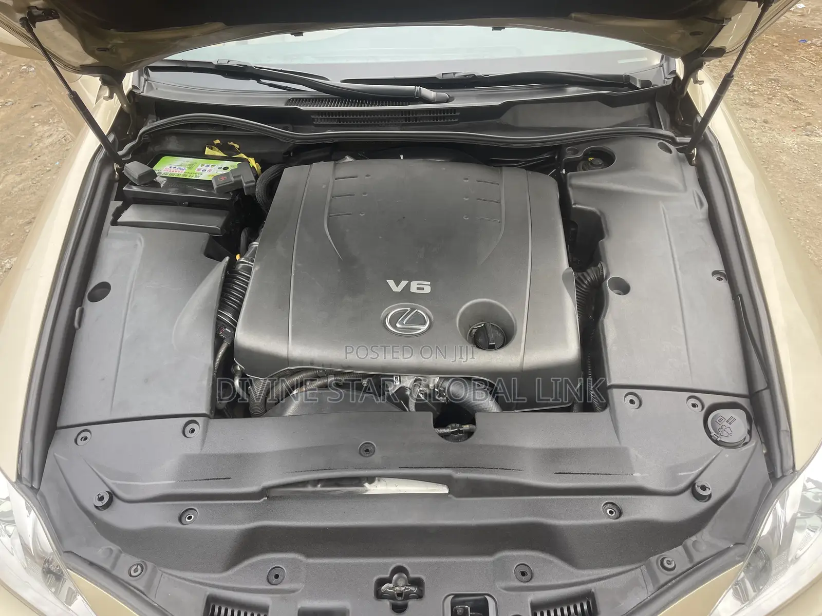 Lexus IS 250 2008 Gold