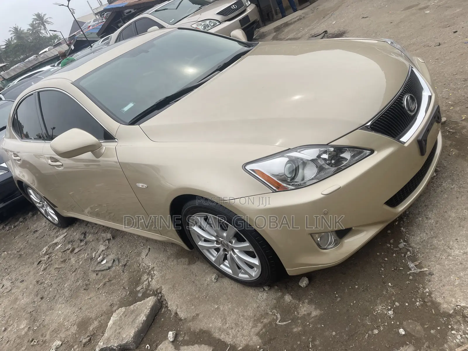 Lexus IS 250 2008 Gold