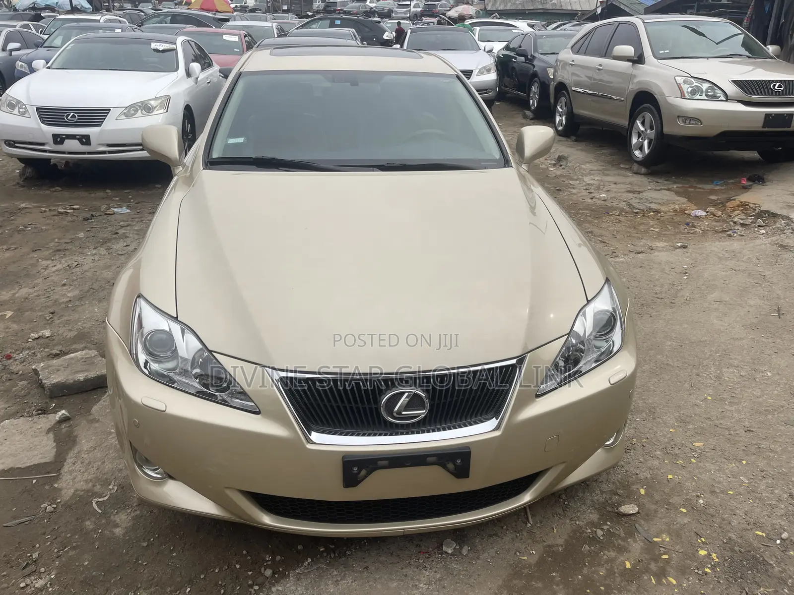 Lexus IS 250 2008 Gold
