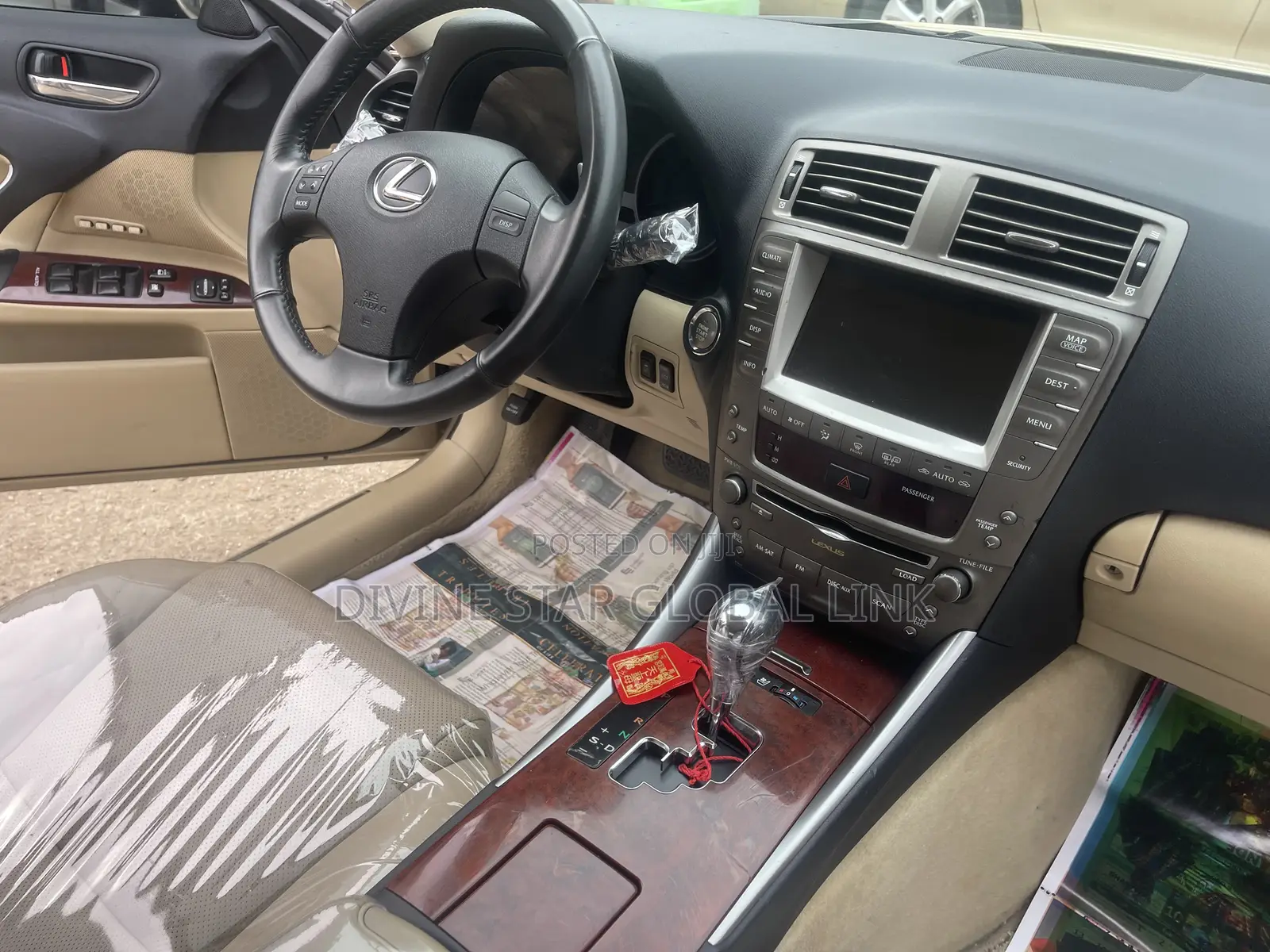 Lexus IS 250 AWD Automatic 2010 Gold